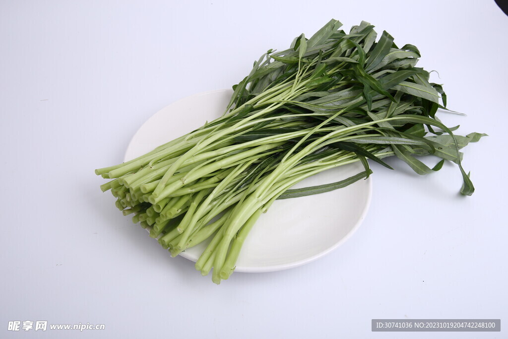 盘装空心菜