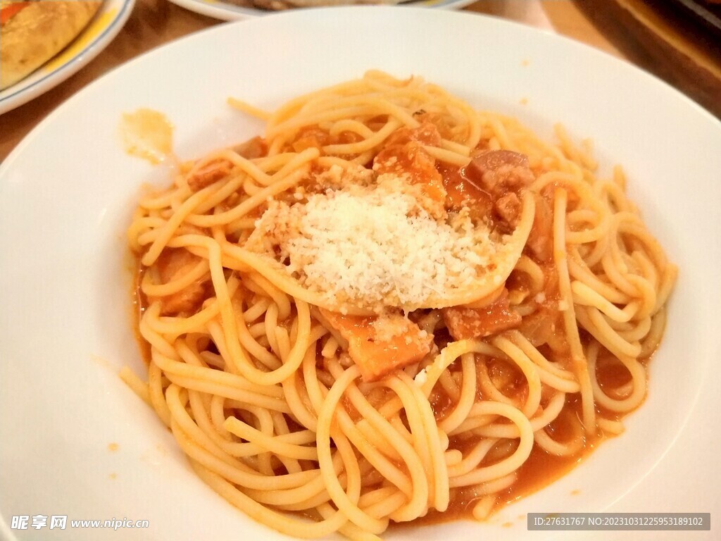 番茄肉酱培根意面