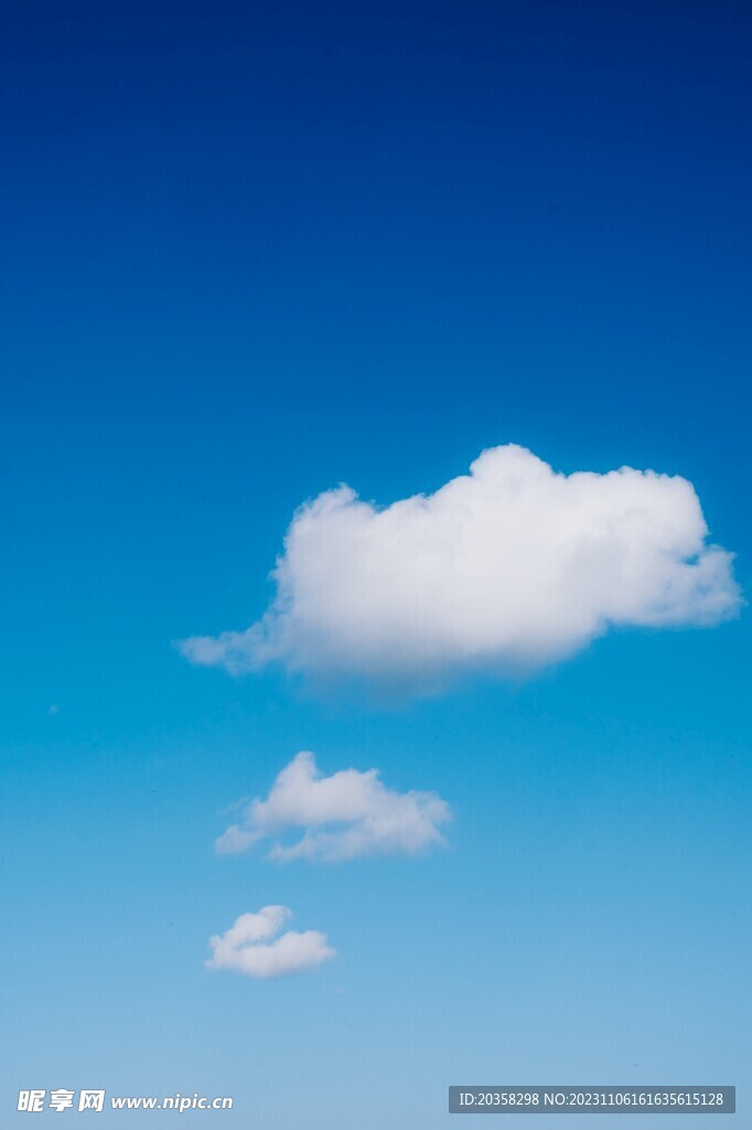 蓝天白云