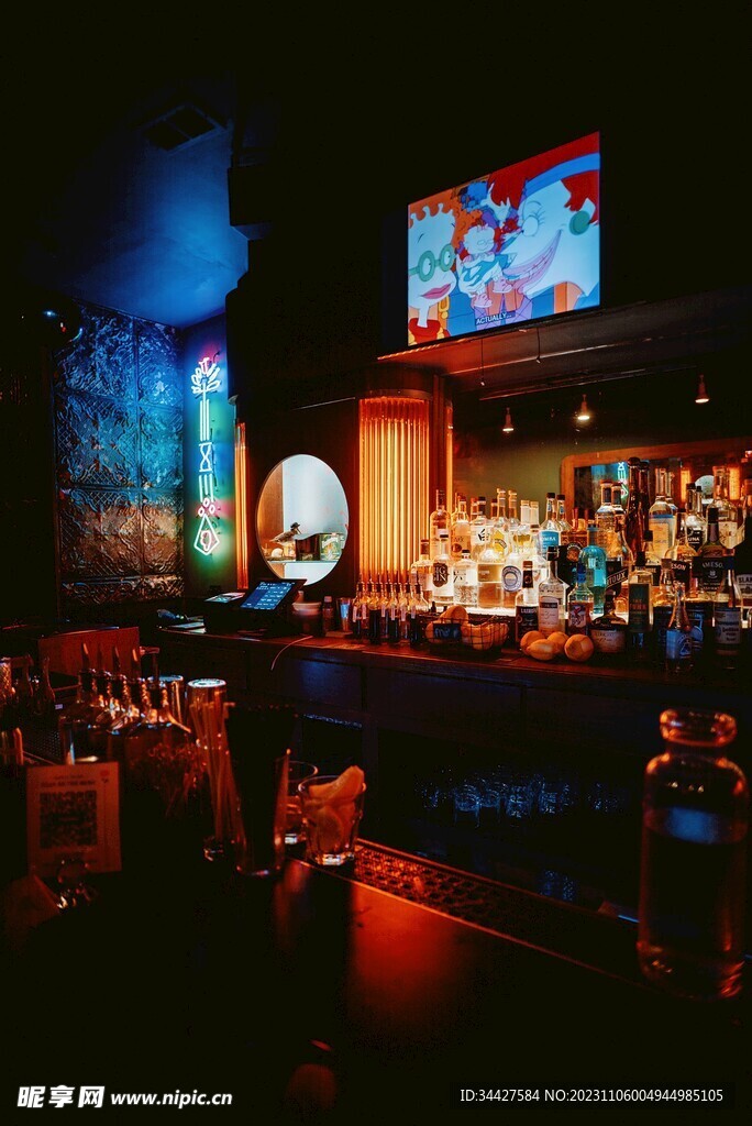 酒吧吧台