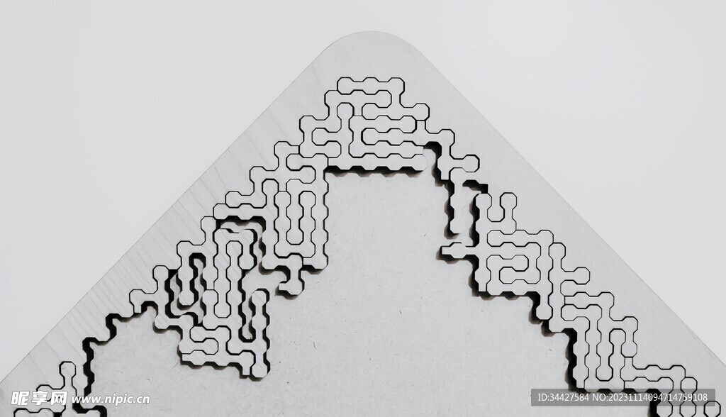 白色几何图形拼板