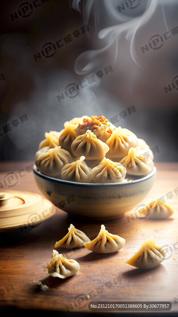 桌子上冒着热气的饺子 写实摄影