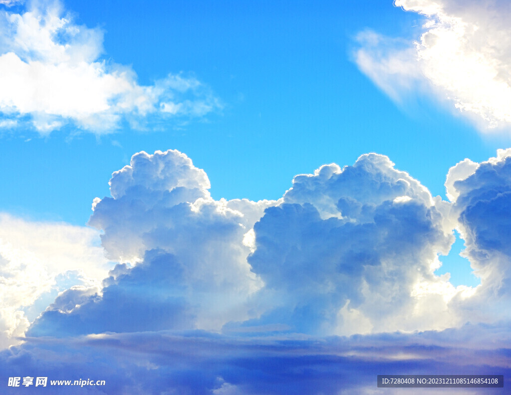 蓝天白云
