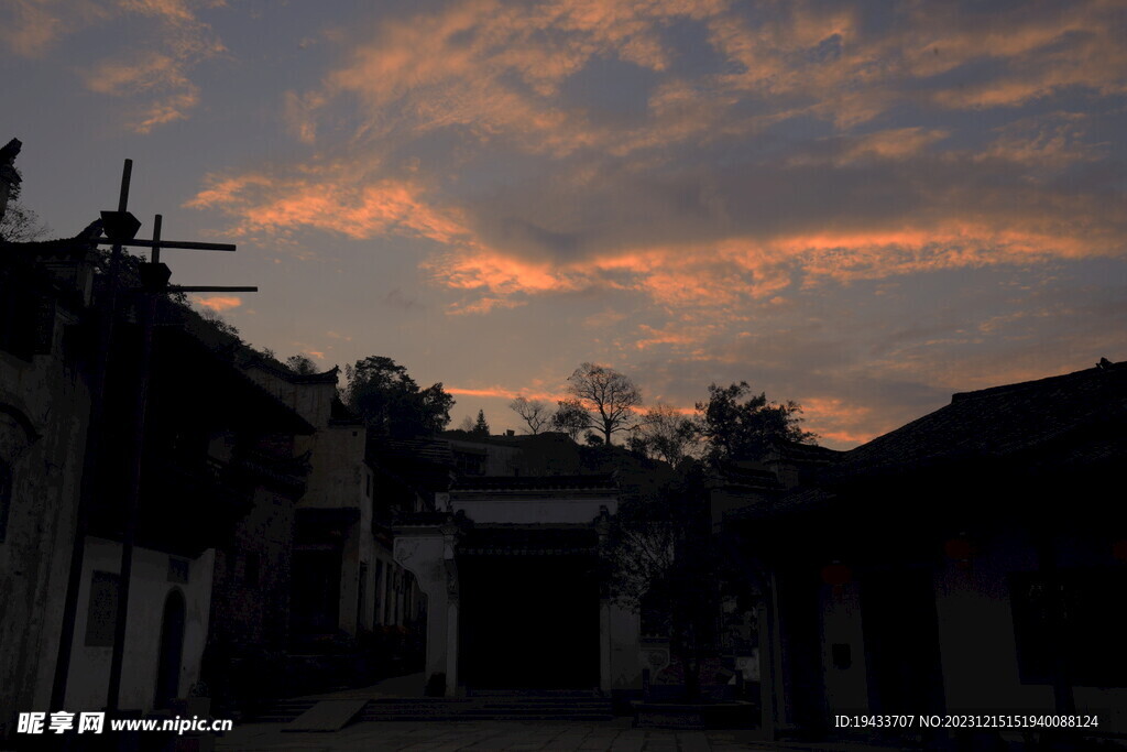 江西婺源篁岭古村落晒秋风景