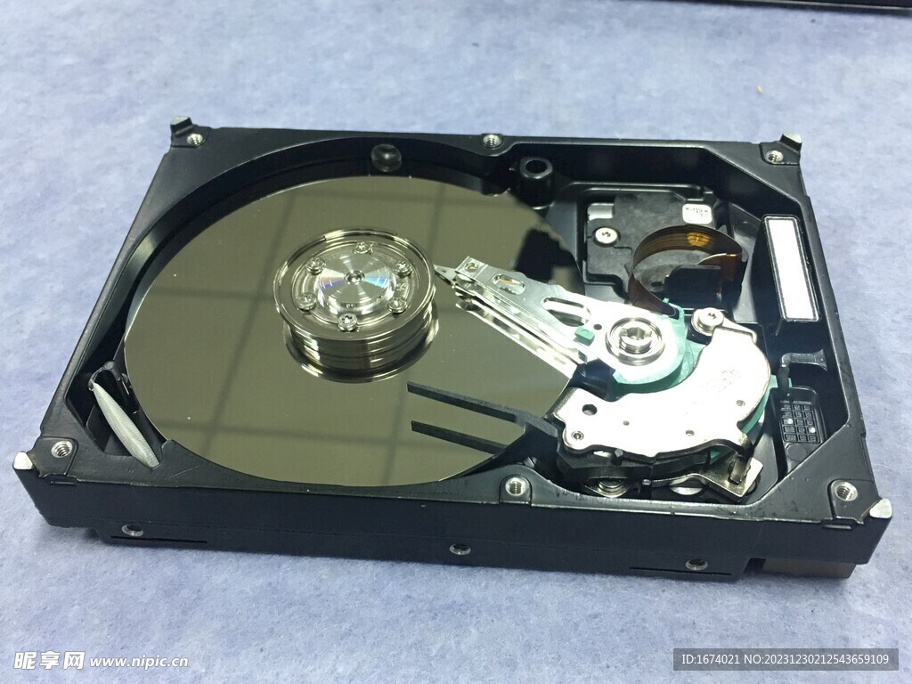 机械硬盘开盖