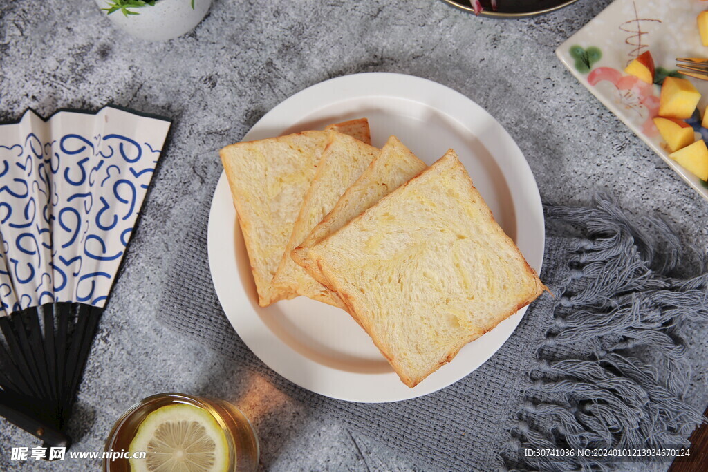 俯拍面包片