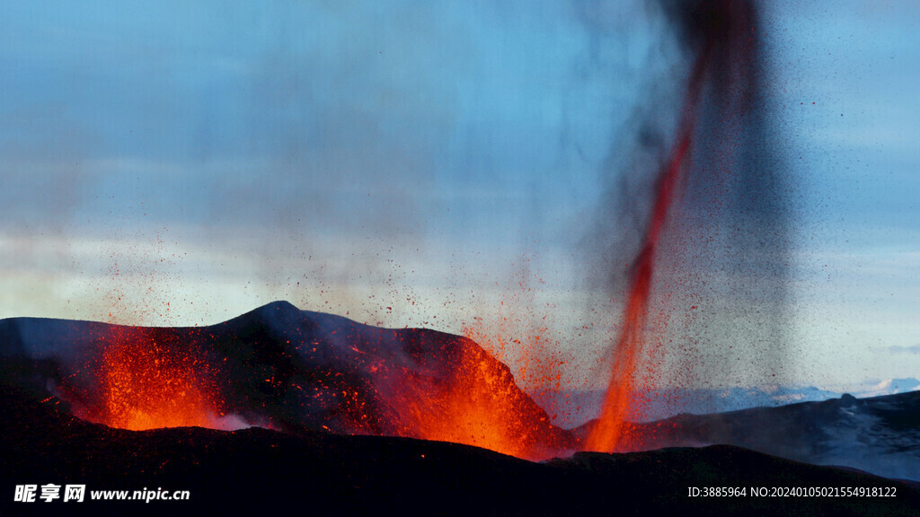 火山爆发 图片
