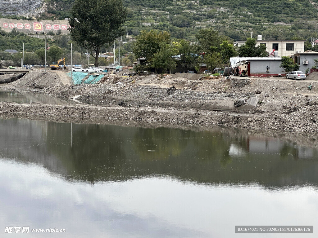 大石河岸施工工地
