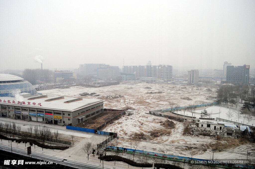 体育中心建设工地