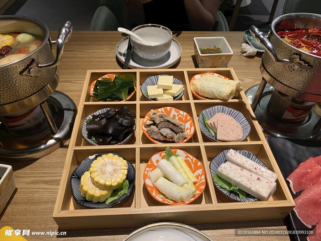 火锅 九宫格美食