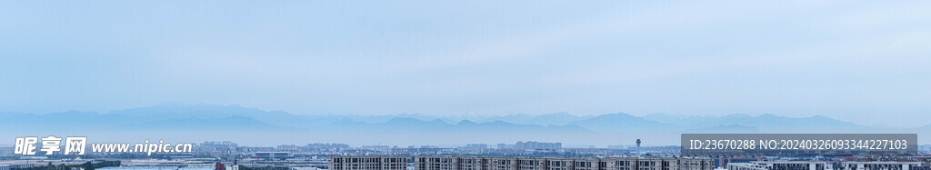 雪山下的公园城市