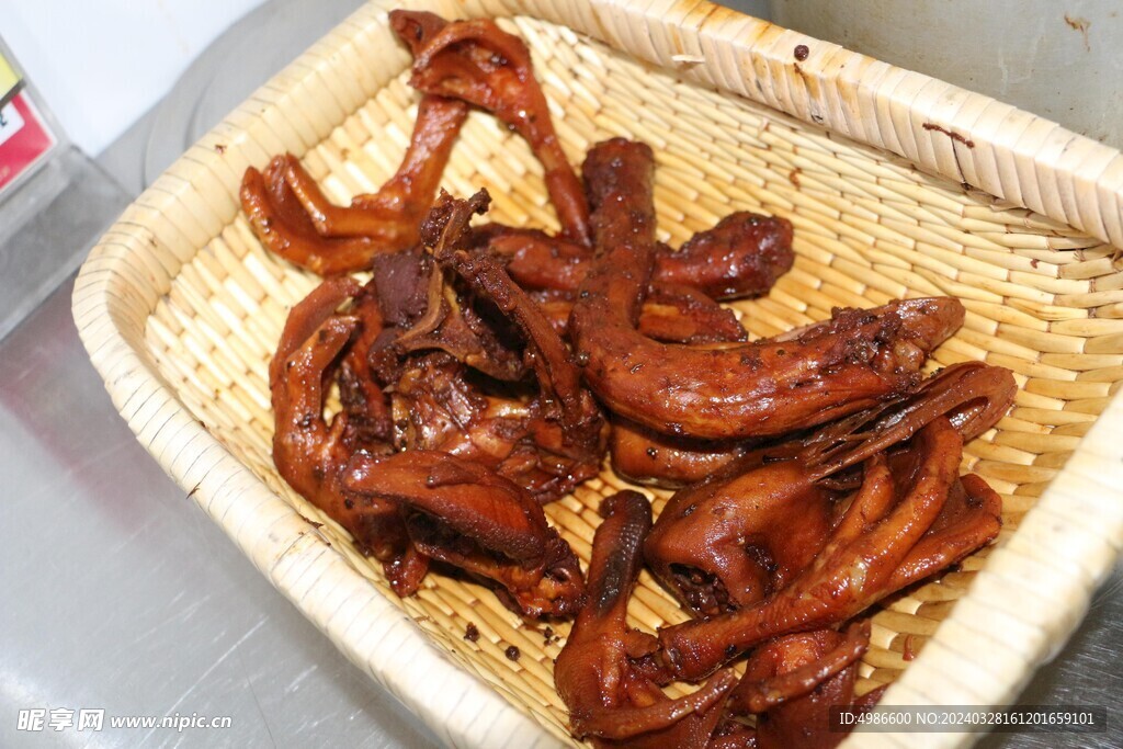 卤鸭脚