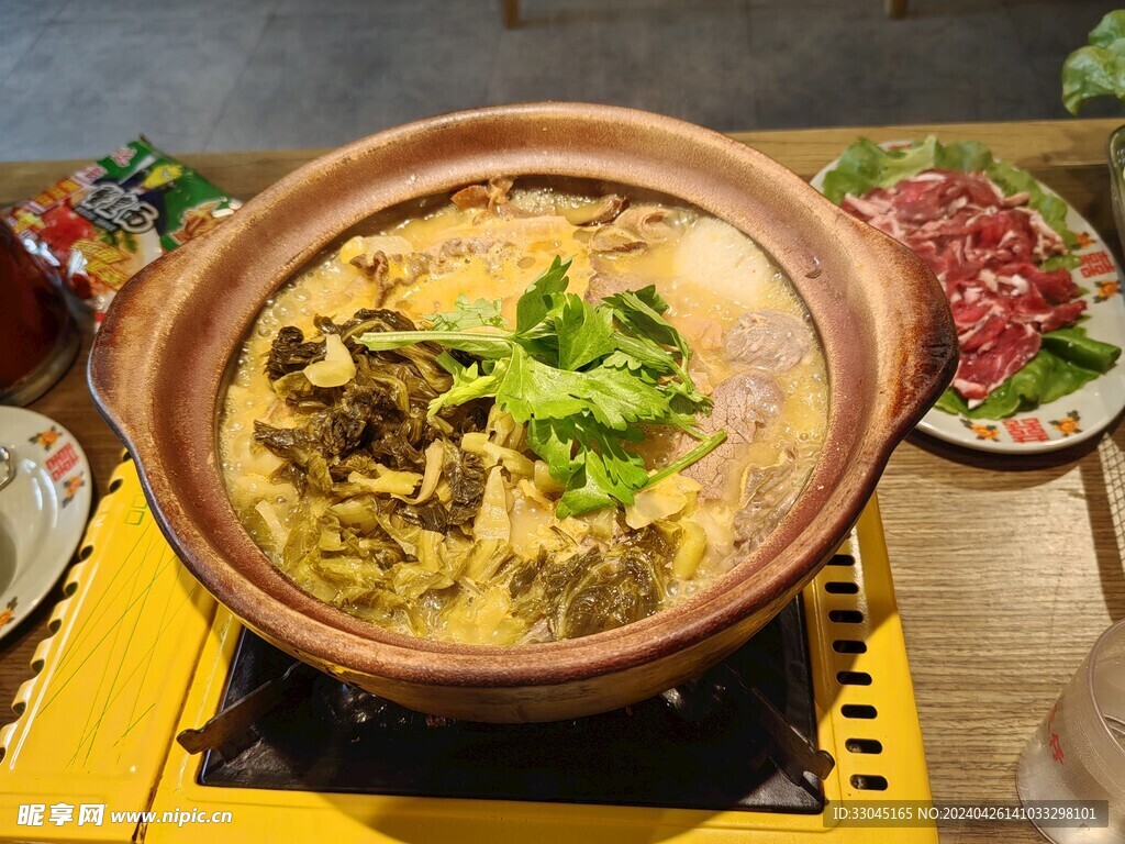 酸菜牛肉