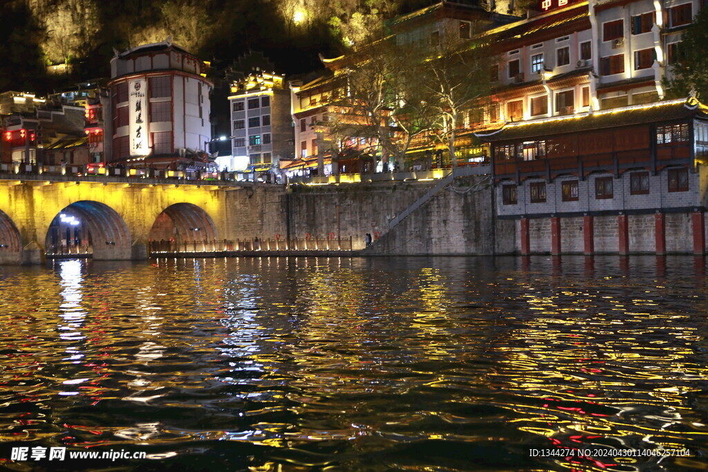 镇远古镇夜景