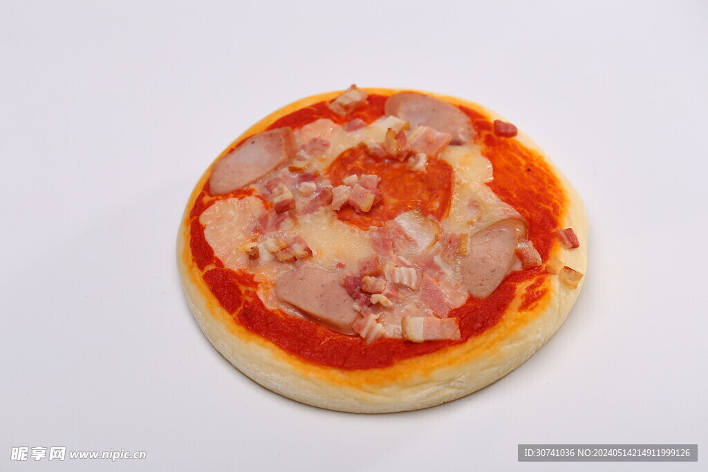 火腿披萨白底