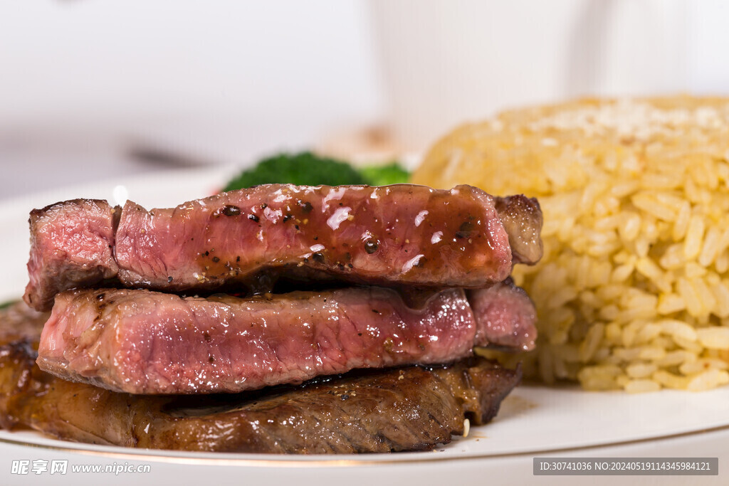 牛排饭 