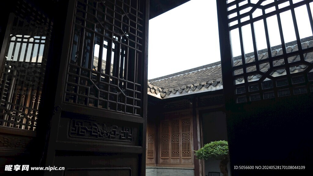 江苏扬州个园古宅室内