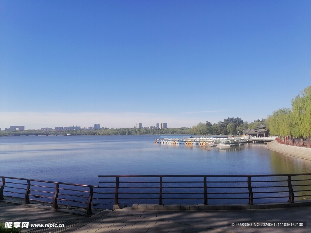 吉林长春南湖一角四季变化