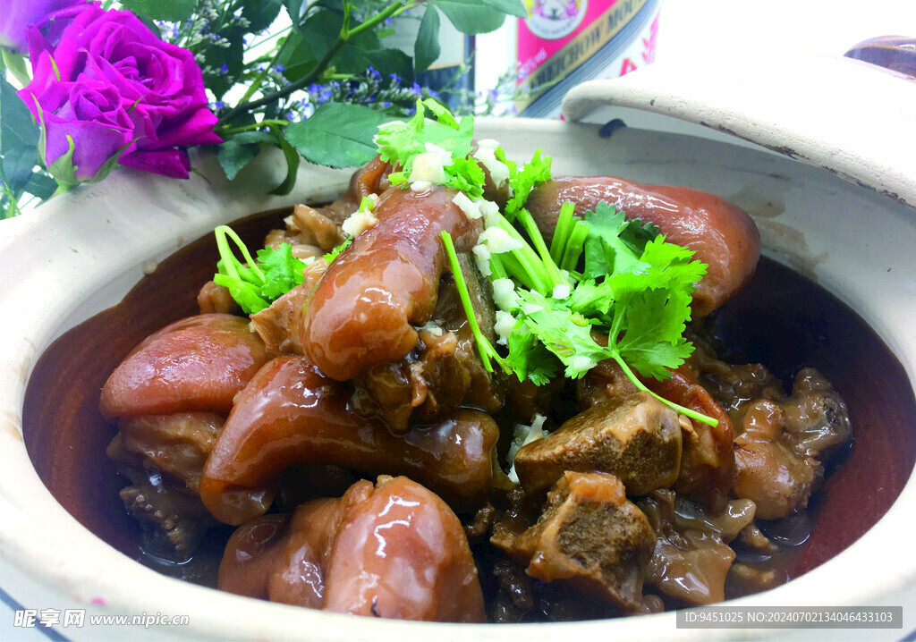 红烧猪脚煲