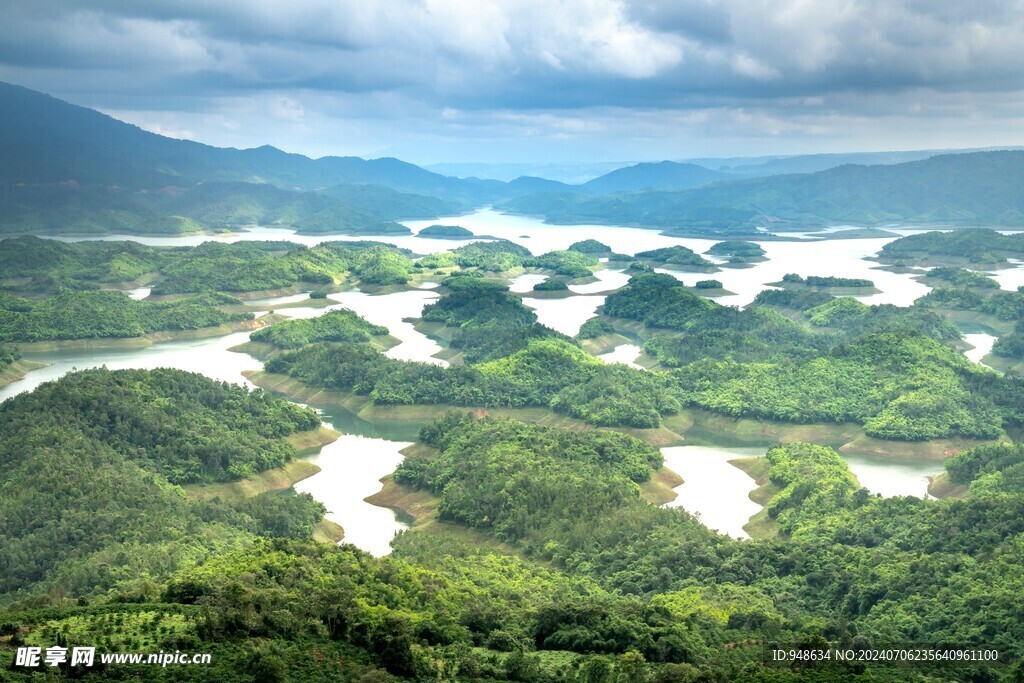 江心群岛星罗棋布 