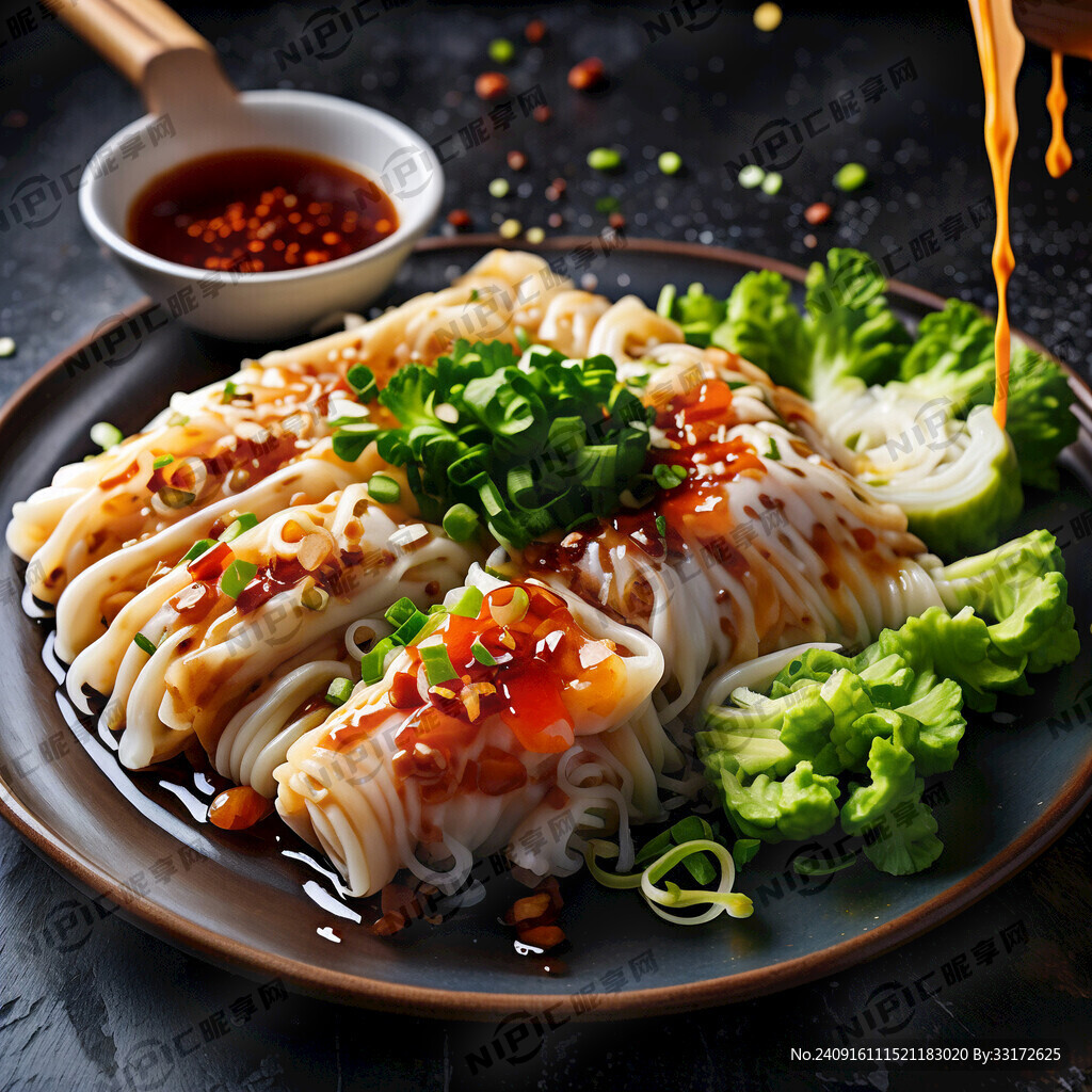 淋有酱汁的葱花肠粉 葱花高清