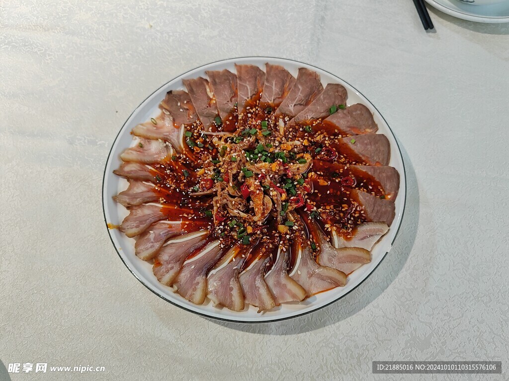 凉拌拼盘 凉拌牛肉 凉拦猪耳