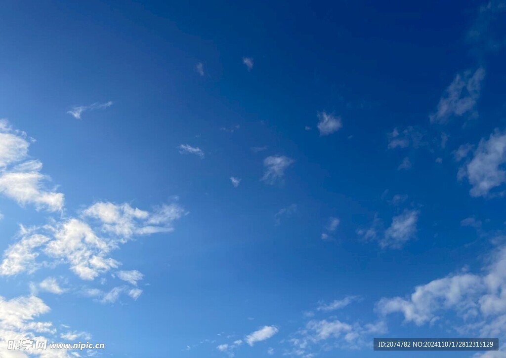 蓝天白云