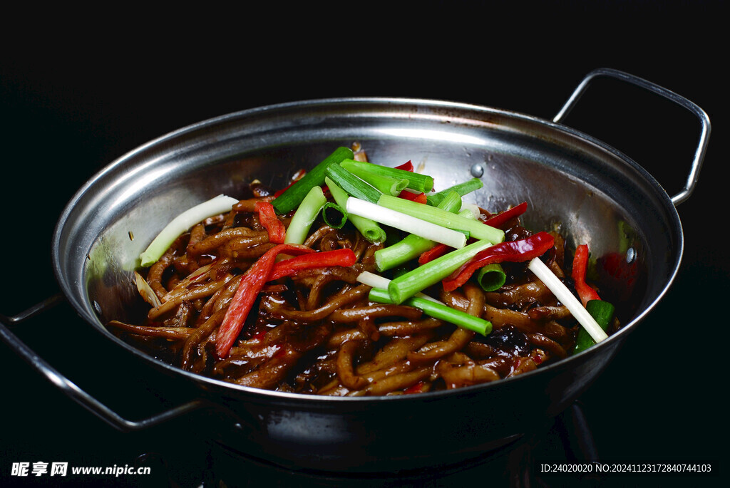 干锅茶树菇黑底