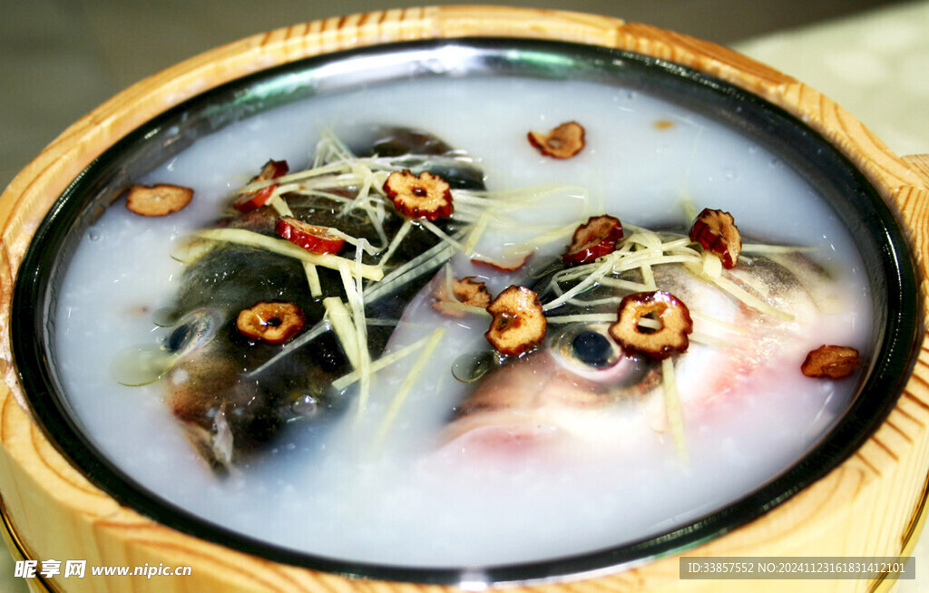 木桶粥水浸鱼头