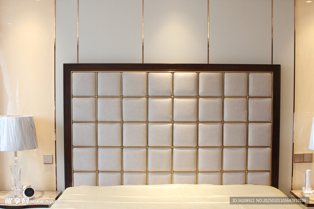 客厅卧室装修极简现代简约中古风