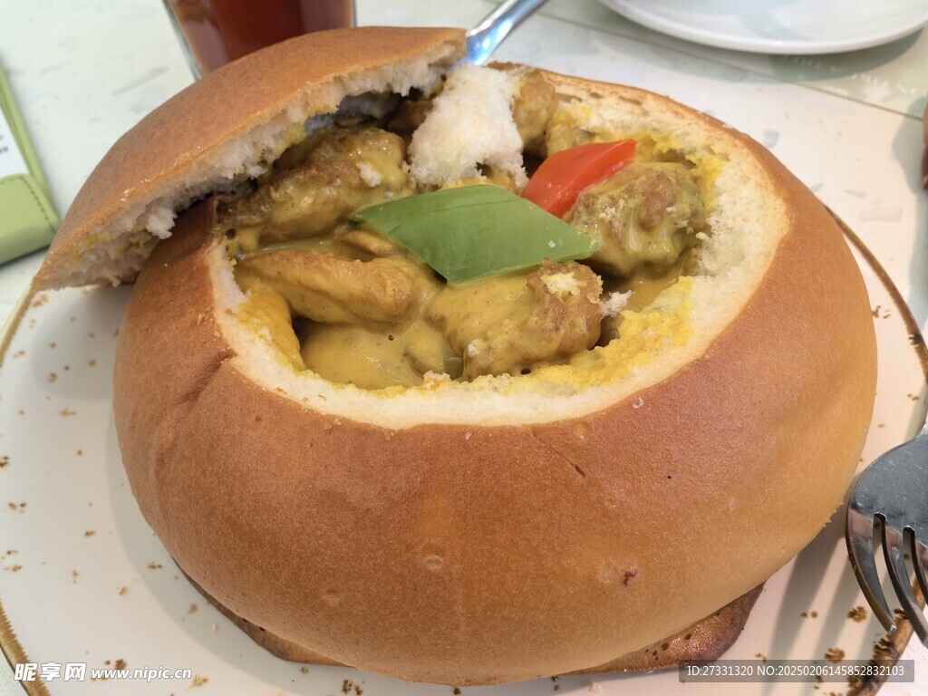 咖喱鸡面包