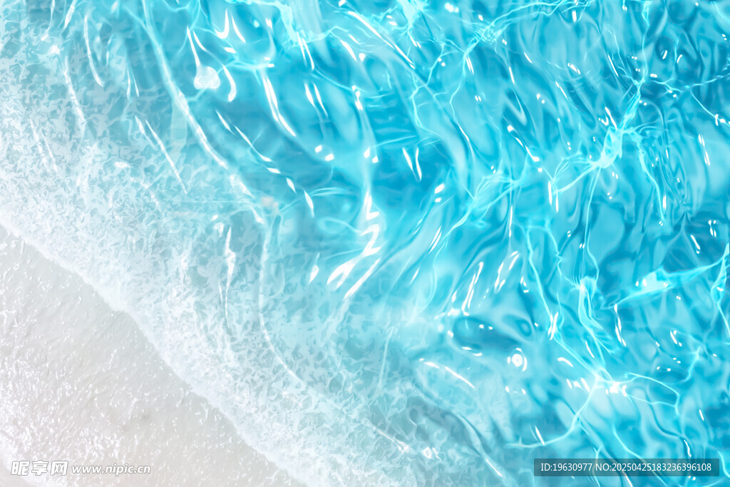 清澈蓝海水波轻漾背景