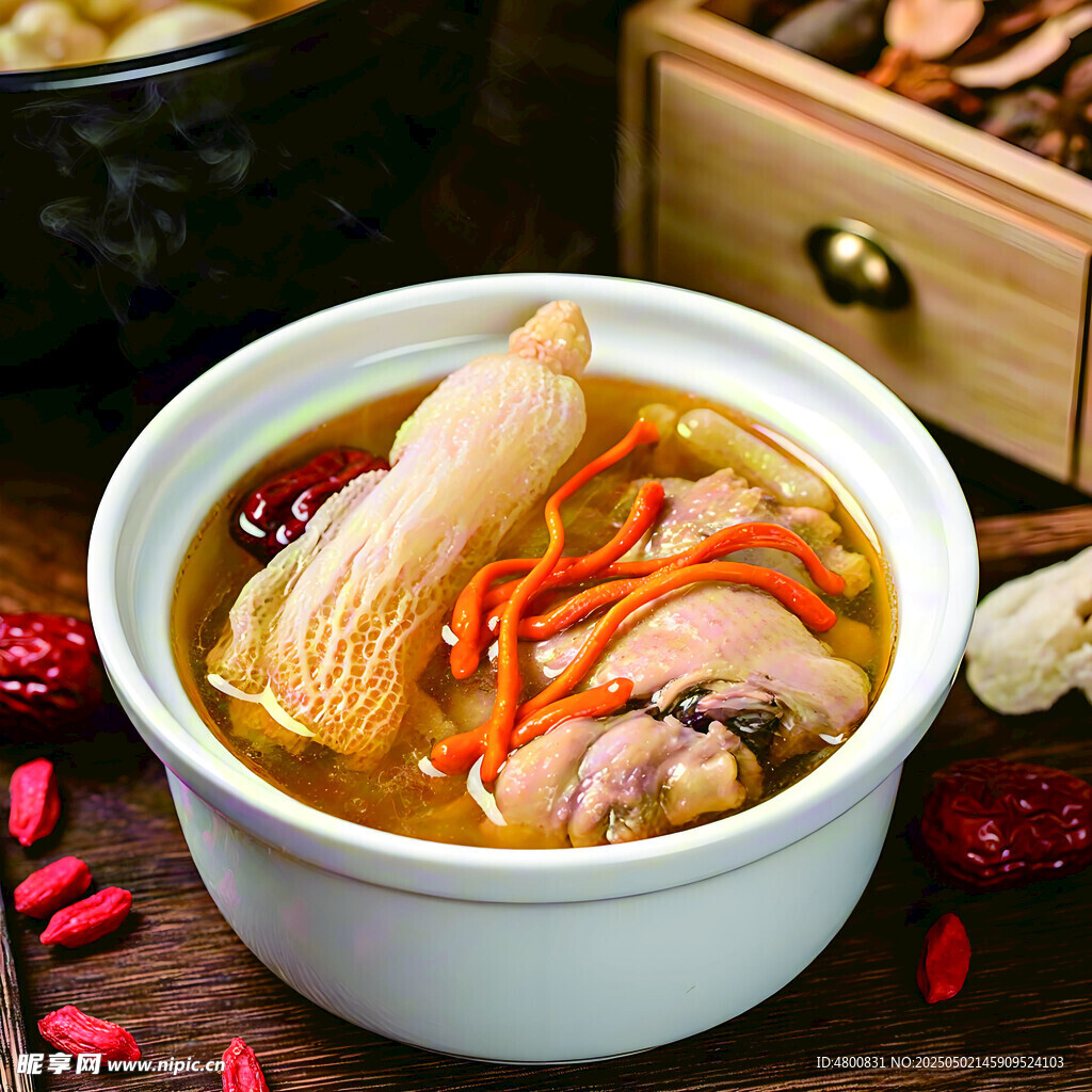 虫草花竹荪鸡汤