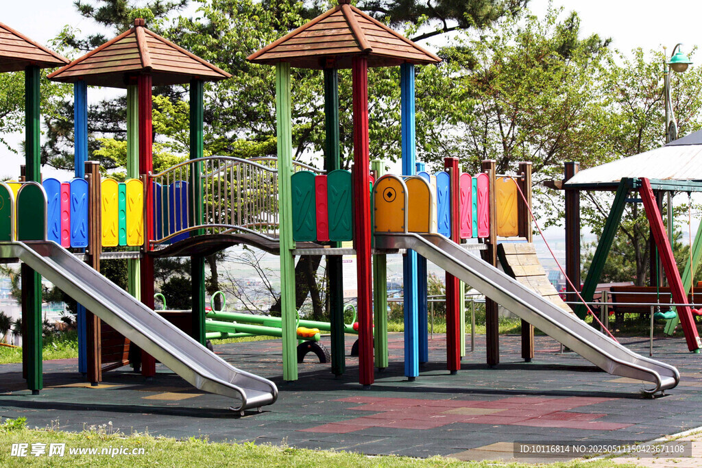 滑梯游乐设施