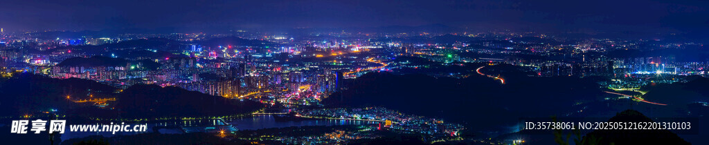 城市璀璨夜景俯瞰图
