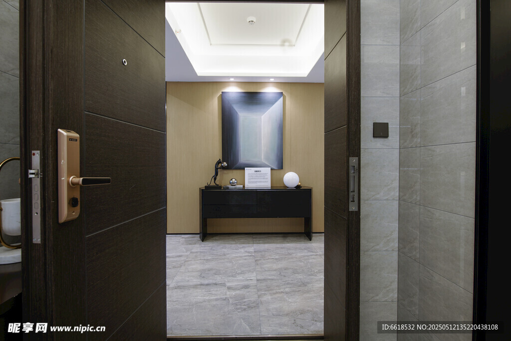 现代玄关样板间电梯厅