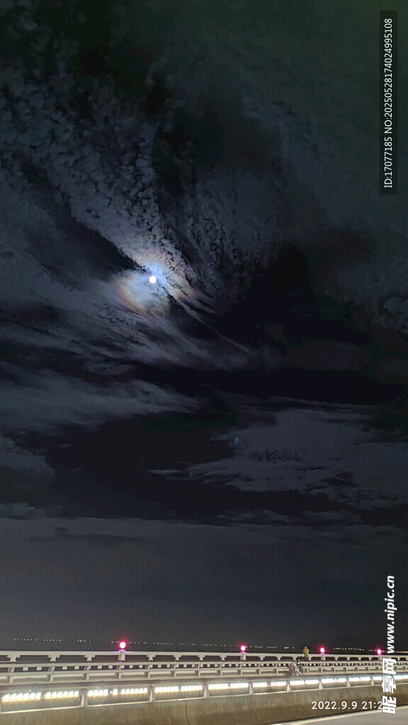 苏州西山太湖大桥夜景