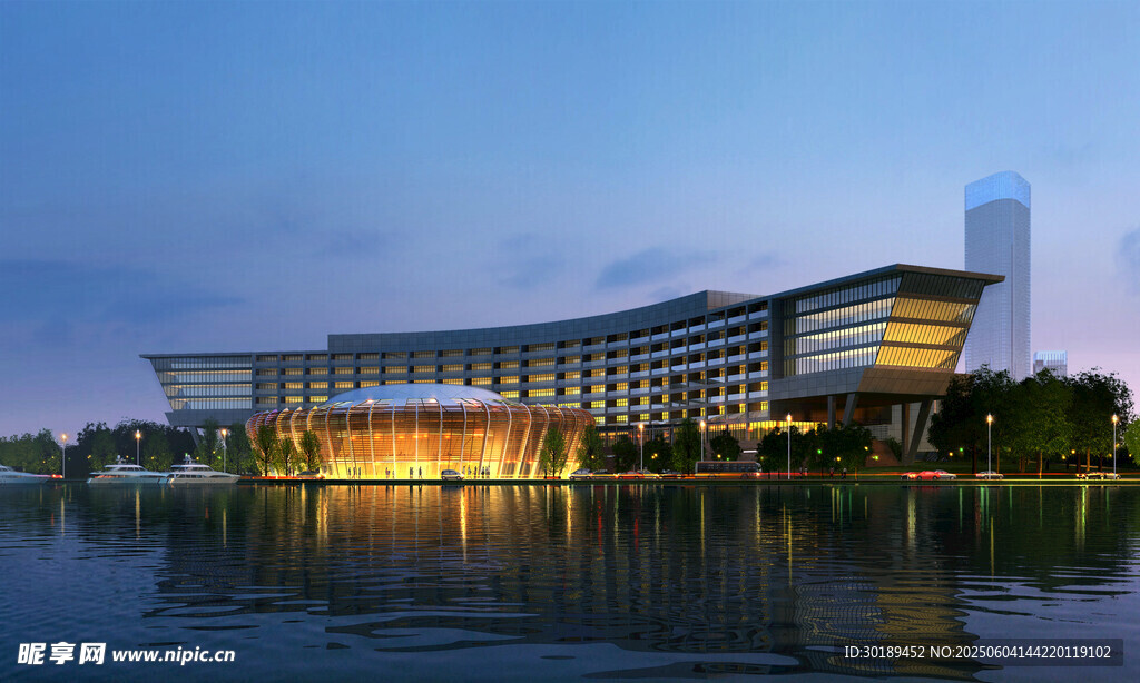 湖畔现代建筑夜景风光