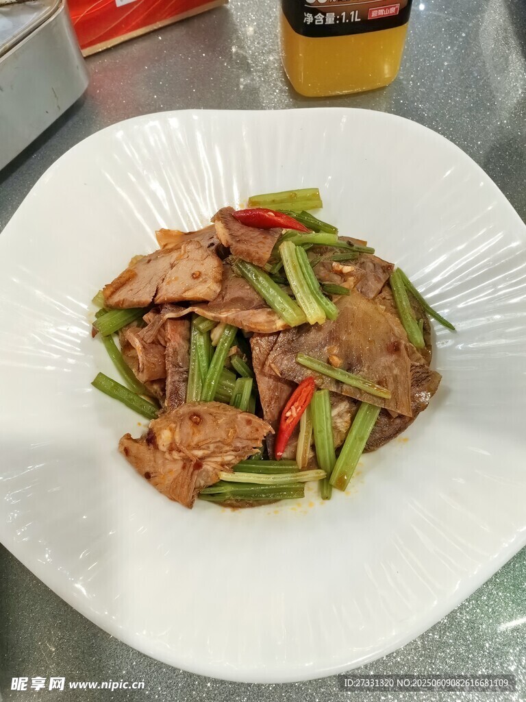 青椒炒肉片