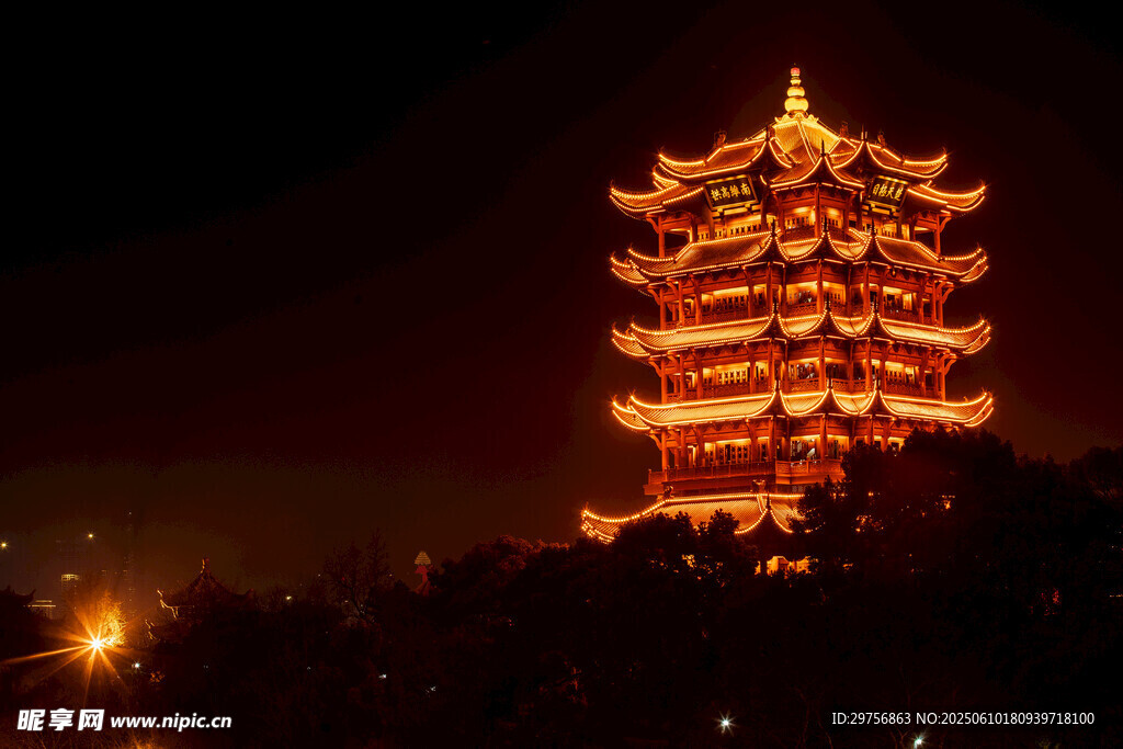 黄鹤楼夜景璀璨