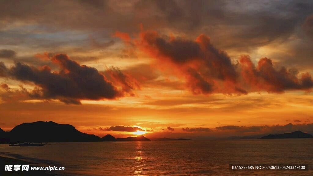 海上壮丽日落美景
