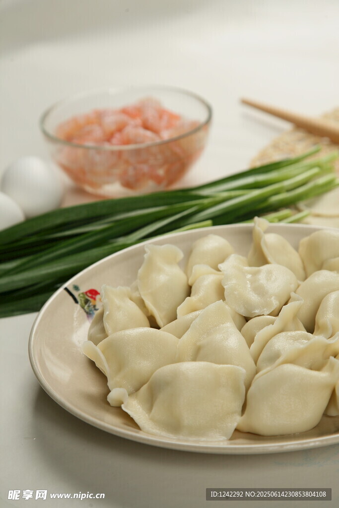 虾仁三鲜饺子
