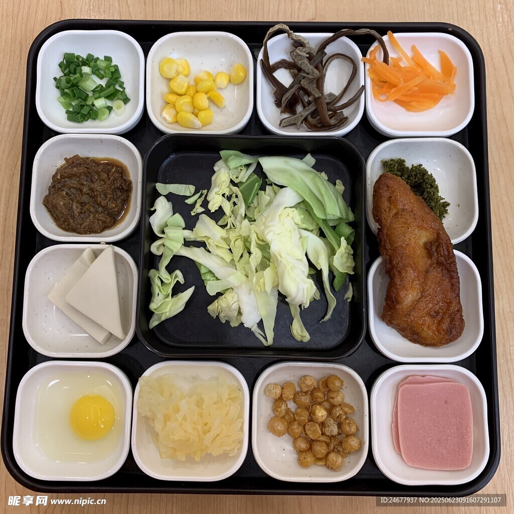 过桥米线食材拼盘