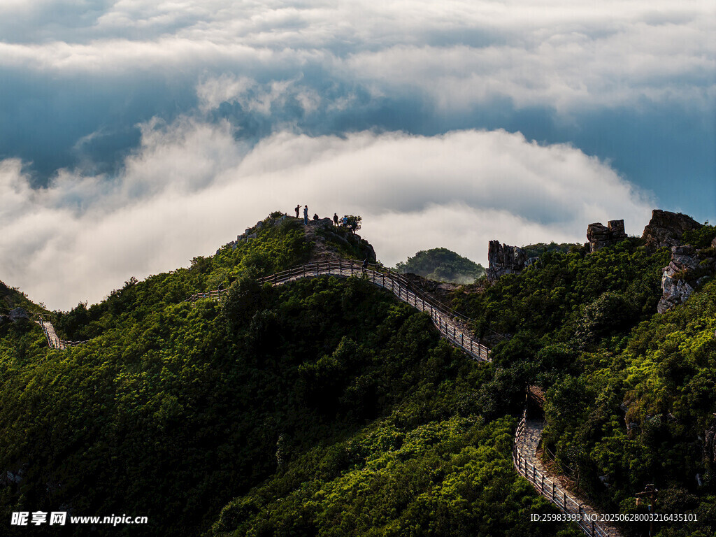 云海栈道