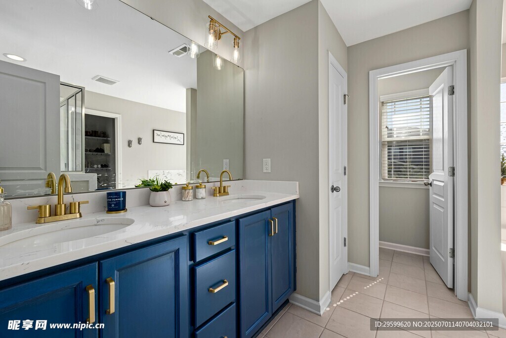 现代简约风浴室设计