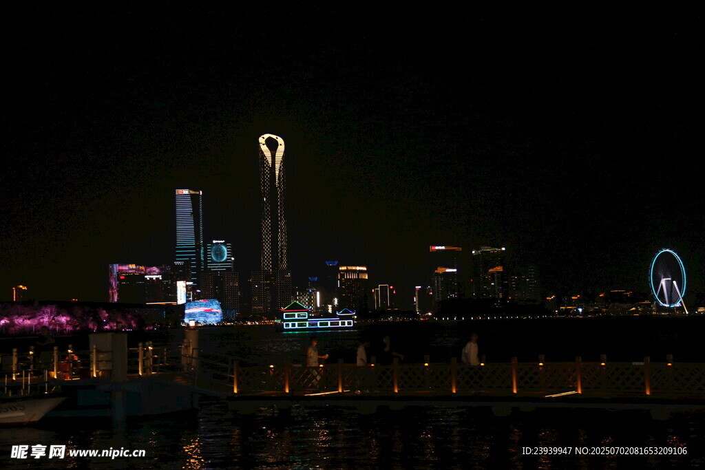 苏州金鸡湖夜景