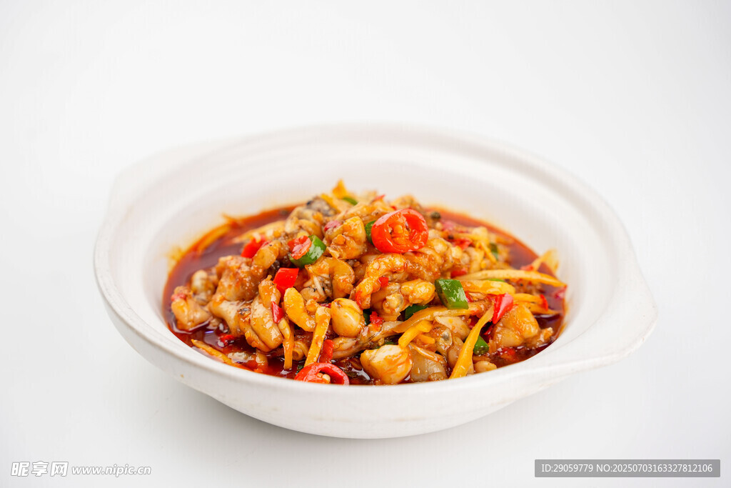 香辣可口的美味炒牛蛙