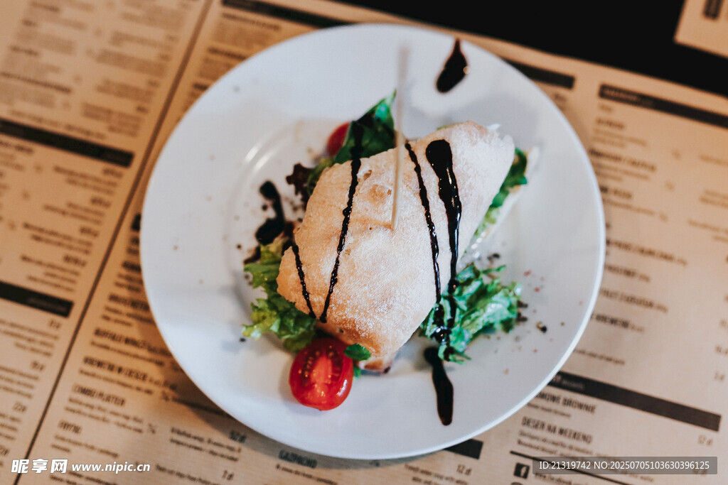 精致摆盘的美味西餐料理