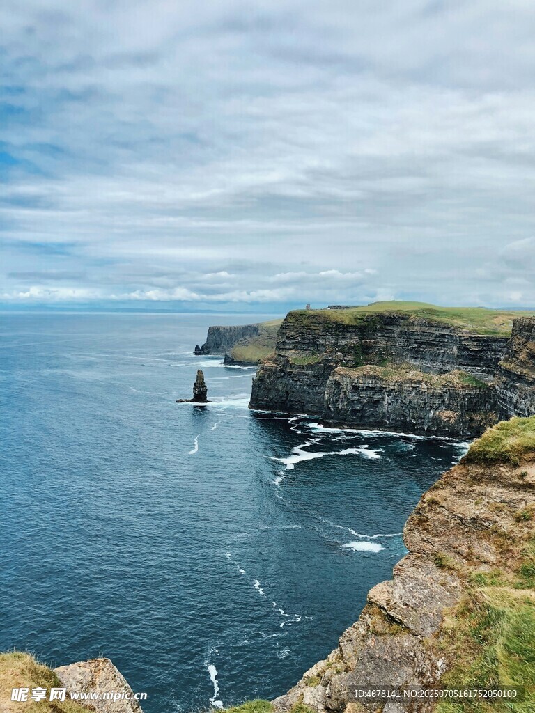 壮丽海岸悬崖海景