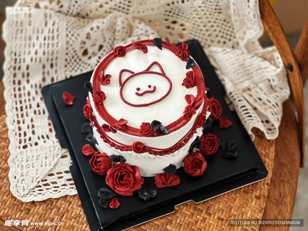 手绘小猫蛋糕